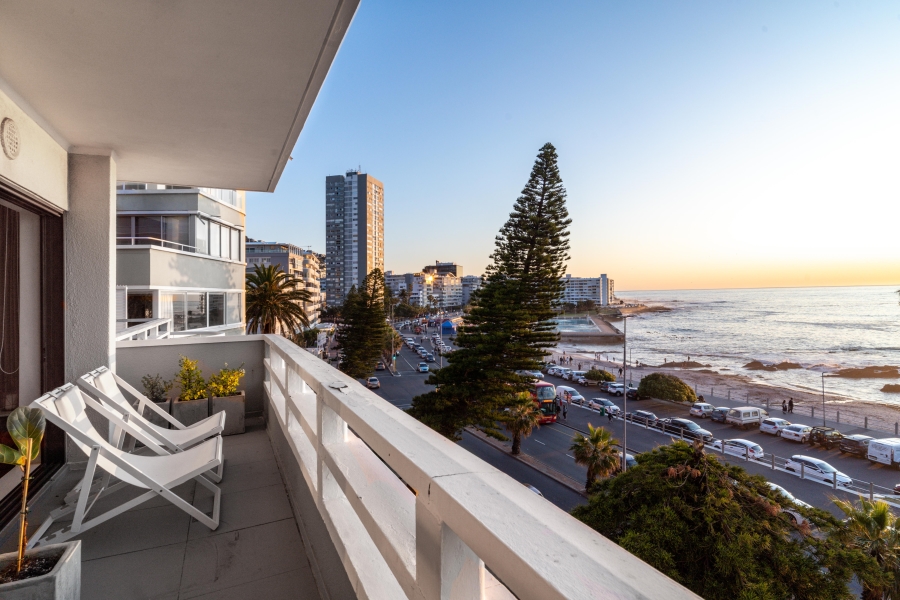 To Let 2 Bedroom Property for Rent in Sea Point Western Cape